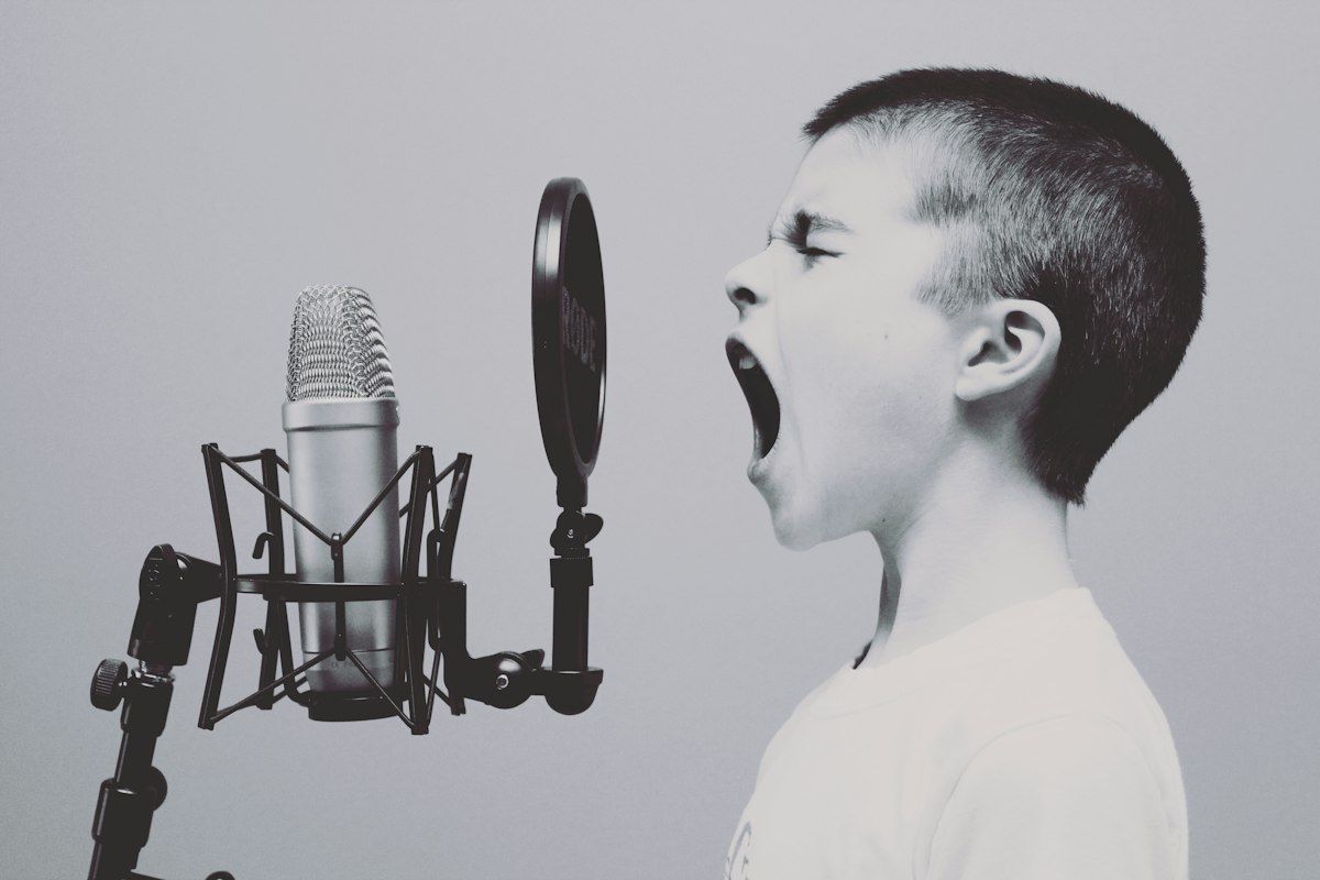 Best AI Voice Generators for Content Creators